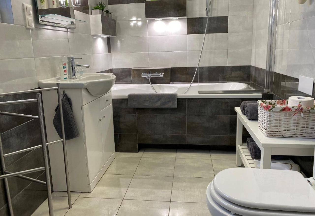 Apartament Bielany Krakow Apartman Kültér fotó